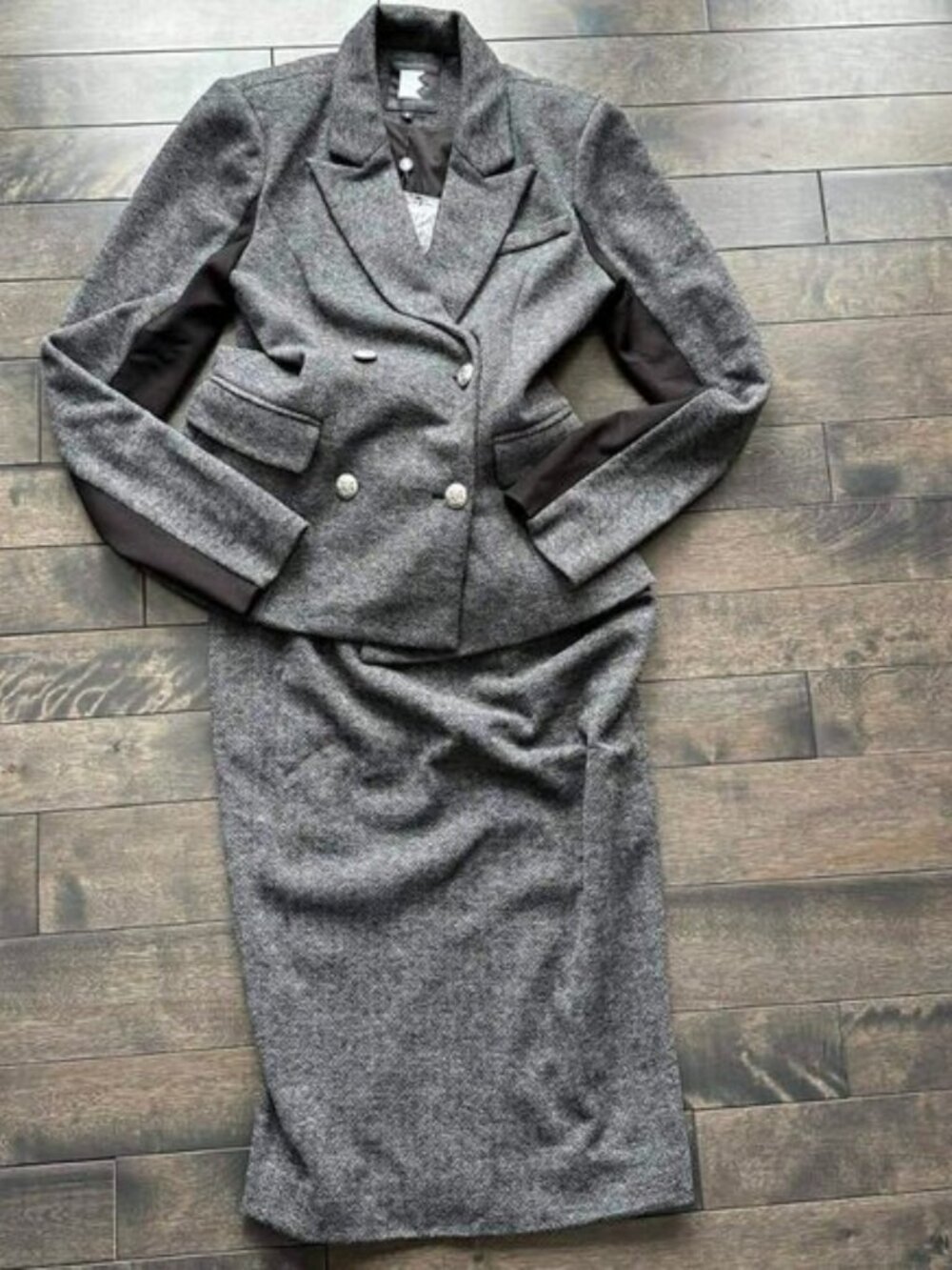 Emmy Deveaux Two Piece Suit - new with tags